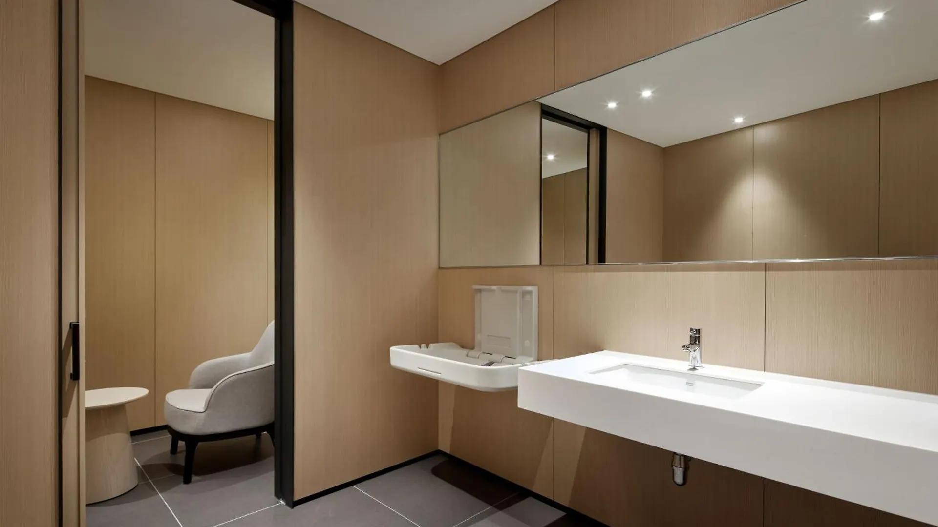 Shilla Stay Plus Iho Tewoo Ocean Front Jeju 4*,  South Korea