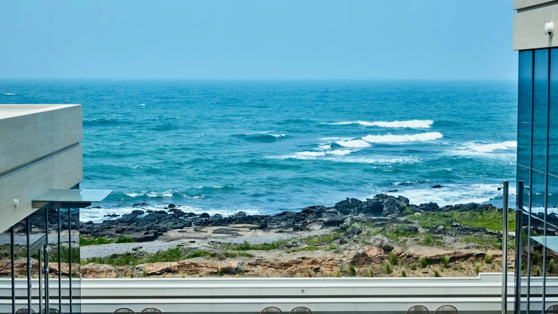 Shilla Stay Plus Iho Tewoo Ocean Front Jeju Hotel